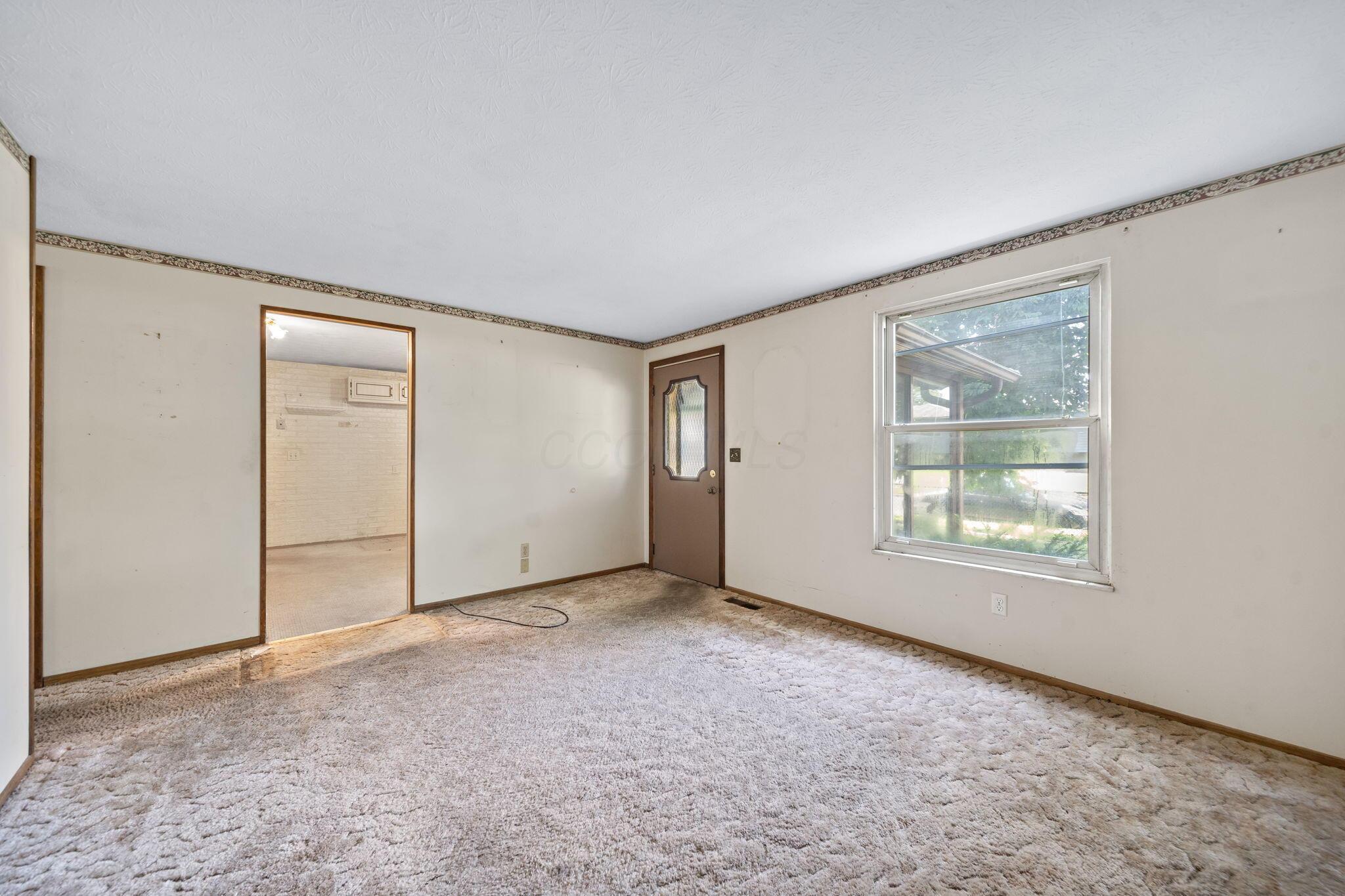 2026 Brookfield Road Columbus, OH 43229 - Photo 25 of 51 32-web-or-mls-DSC00571