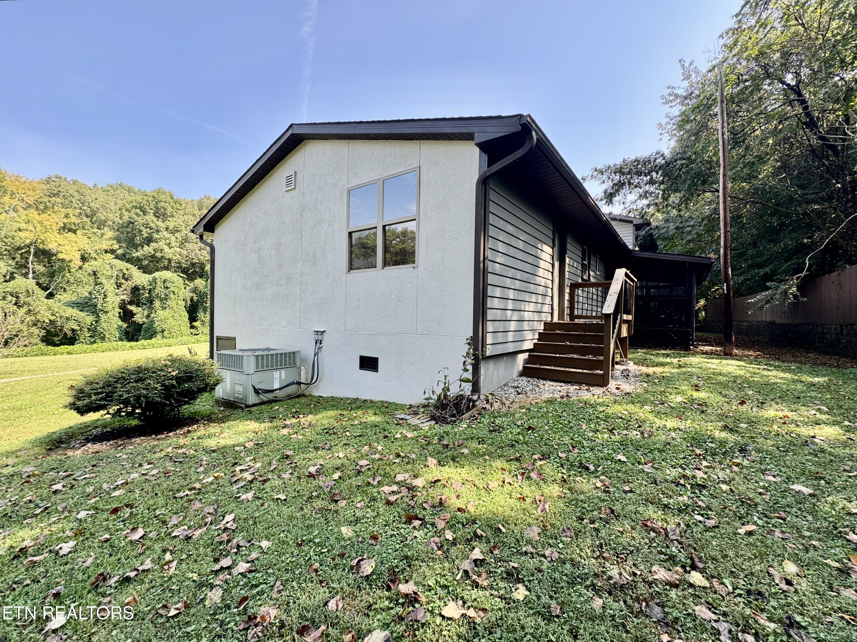 510 Loop Road Knoxville, TN 37934 - Photo 15 of 60 22