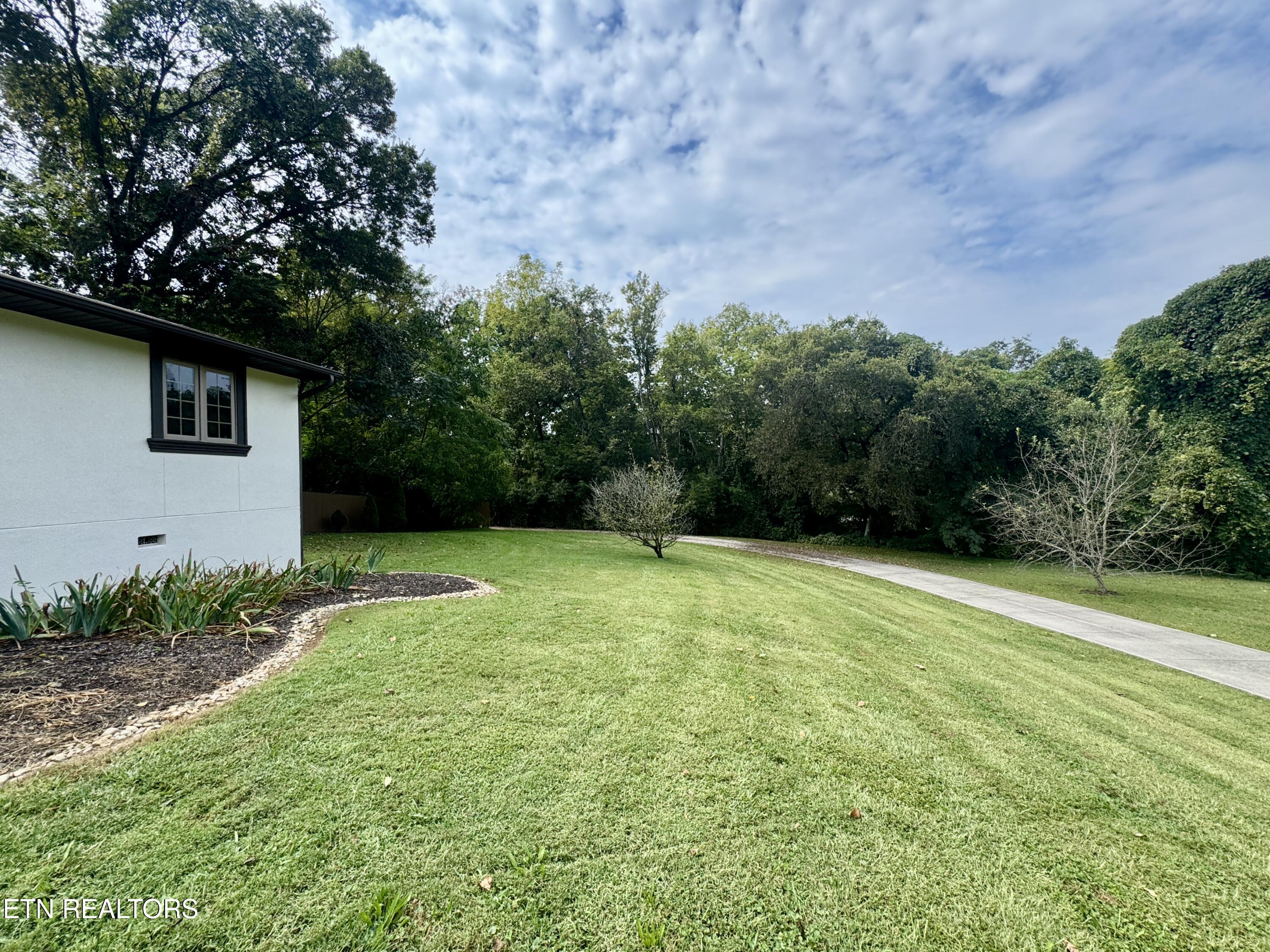 510 Loop Road Knoxville, TN 37934 - Photo 19 of 60 26