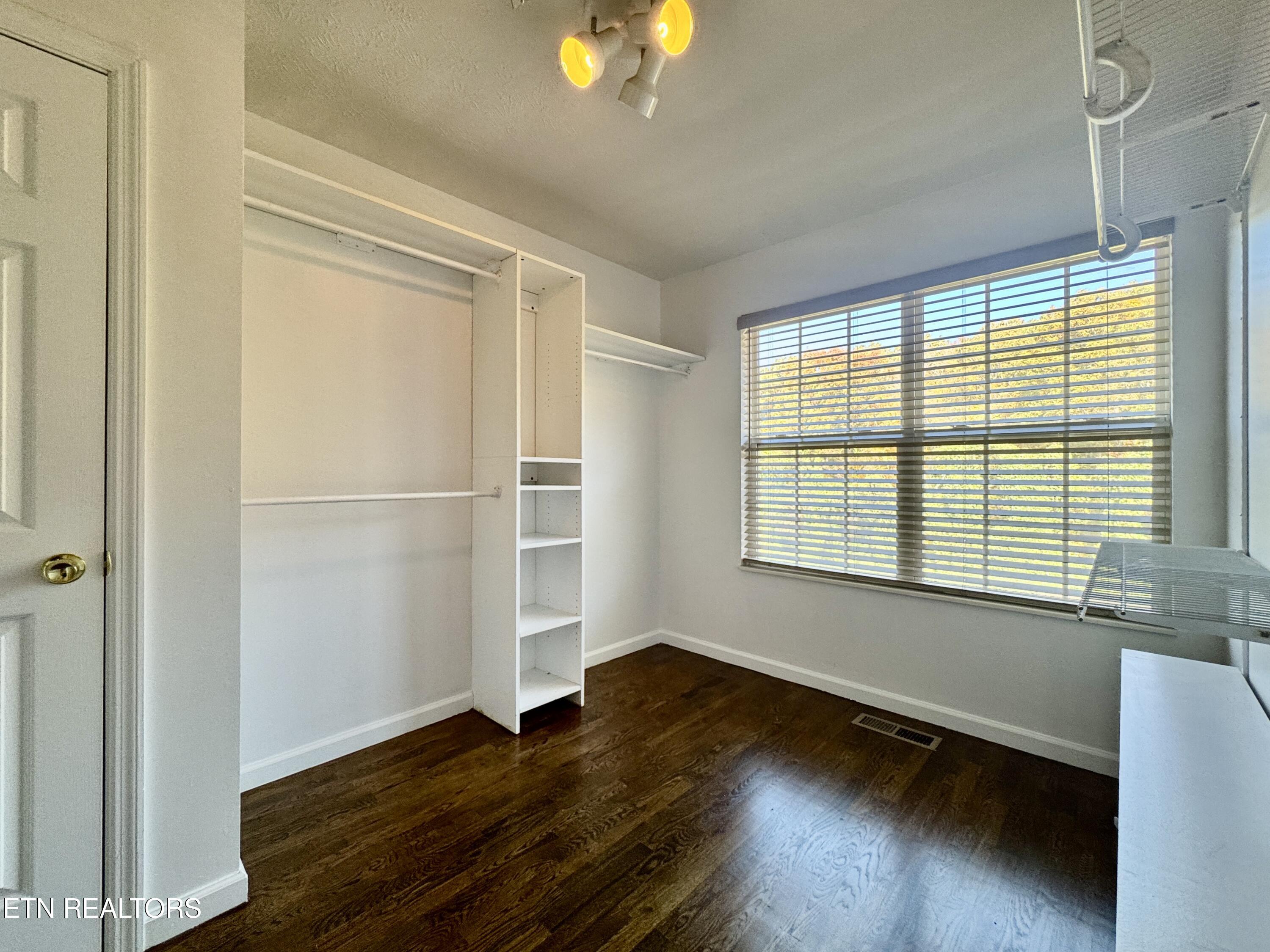 510 Loop Road Knoxville, TN 37934 - Photo 47 of 60 69