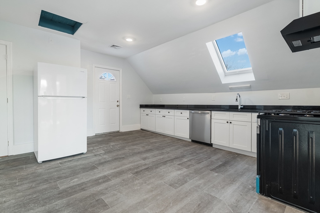 108 Paul Gore Street, Unit 1 Boston, MA 02130 - Photo 5 of 14