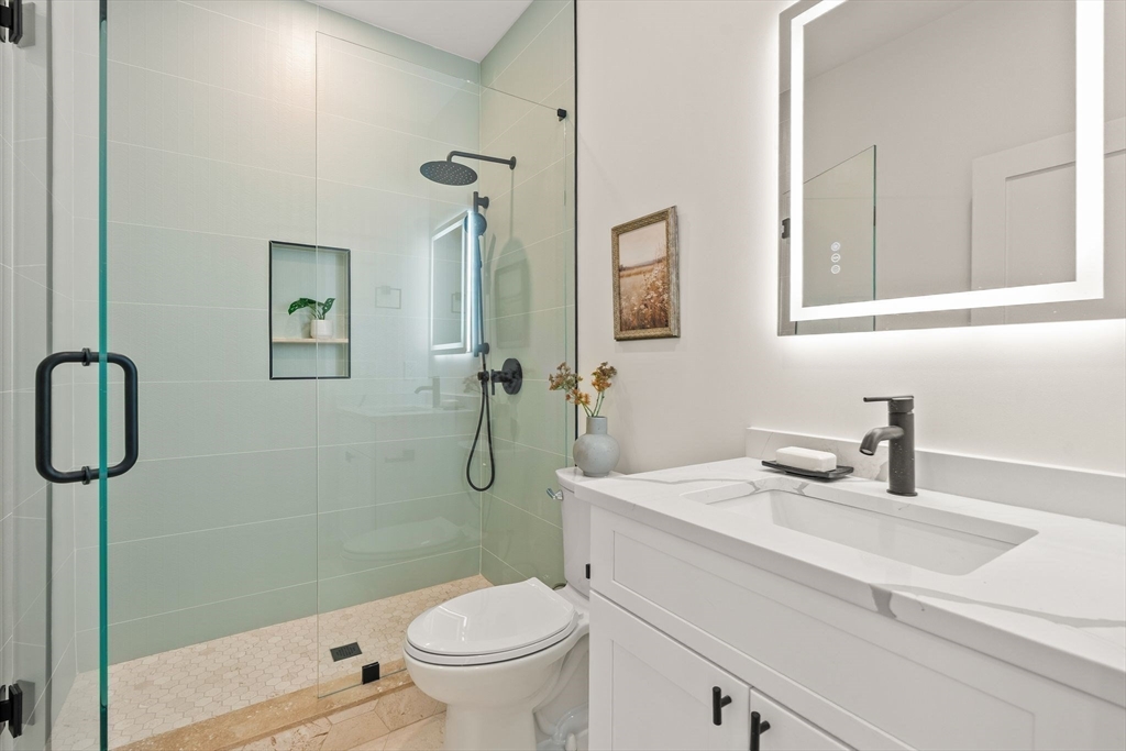 27 Shepard Street, Unit 5 Boston, MA 02135 - Photo 13 of 33