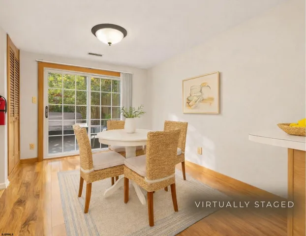 a close up view of a washer and dryer