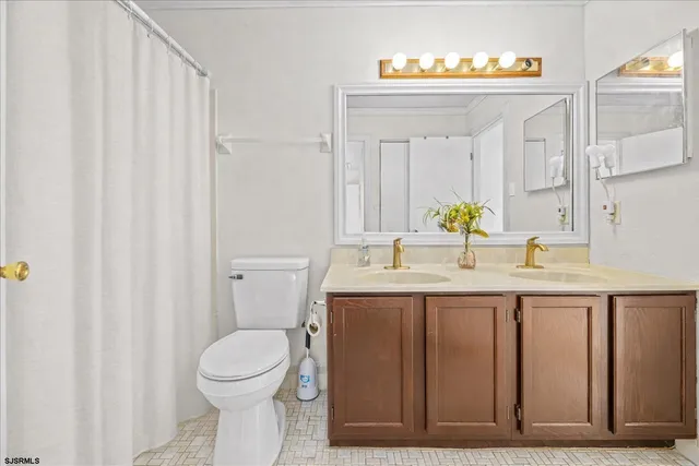 $229,900 | 4934 Winterbury Drive, Unit 86, Mays Landing, NJ 08330