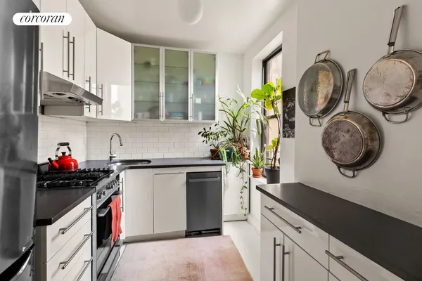 $625,000 | 322 6th Street, Unit 20 | Park Slope