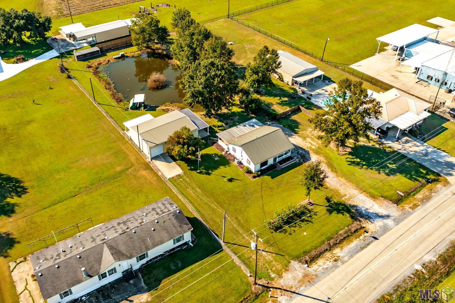 2832 Savanne Road Houma, LA 70360 - Photo 4 of 14 Gallery Image 4