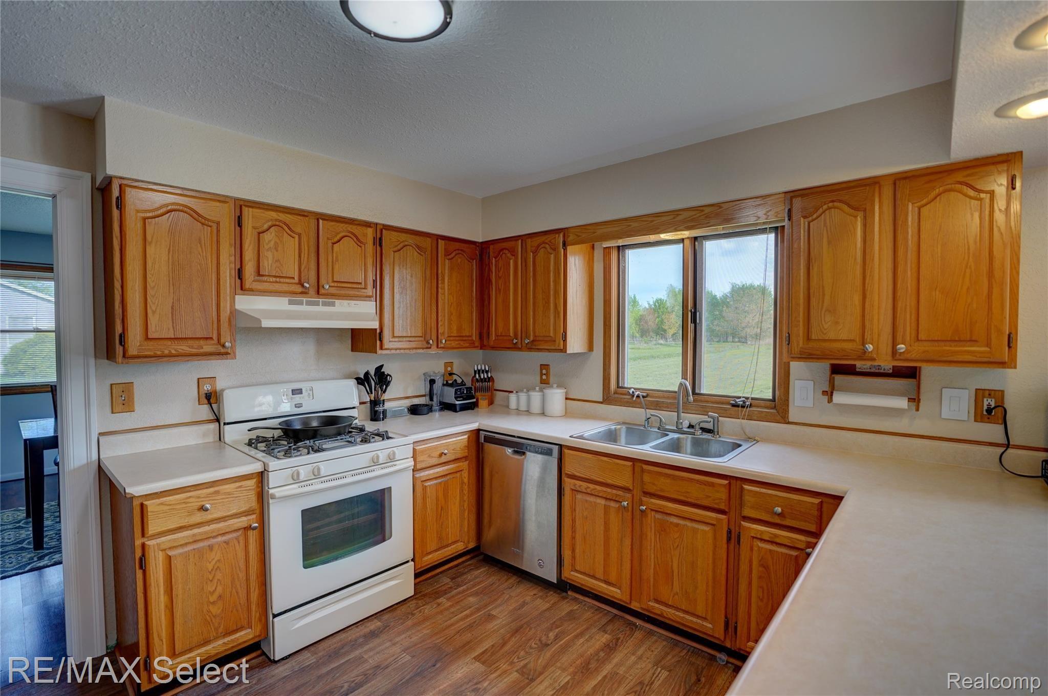 7331 Reid Road Swartz Creek, MI 48473 - Photo 13 of 37 7331 Reid Road 39.jpg