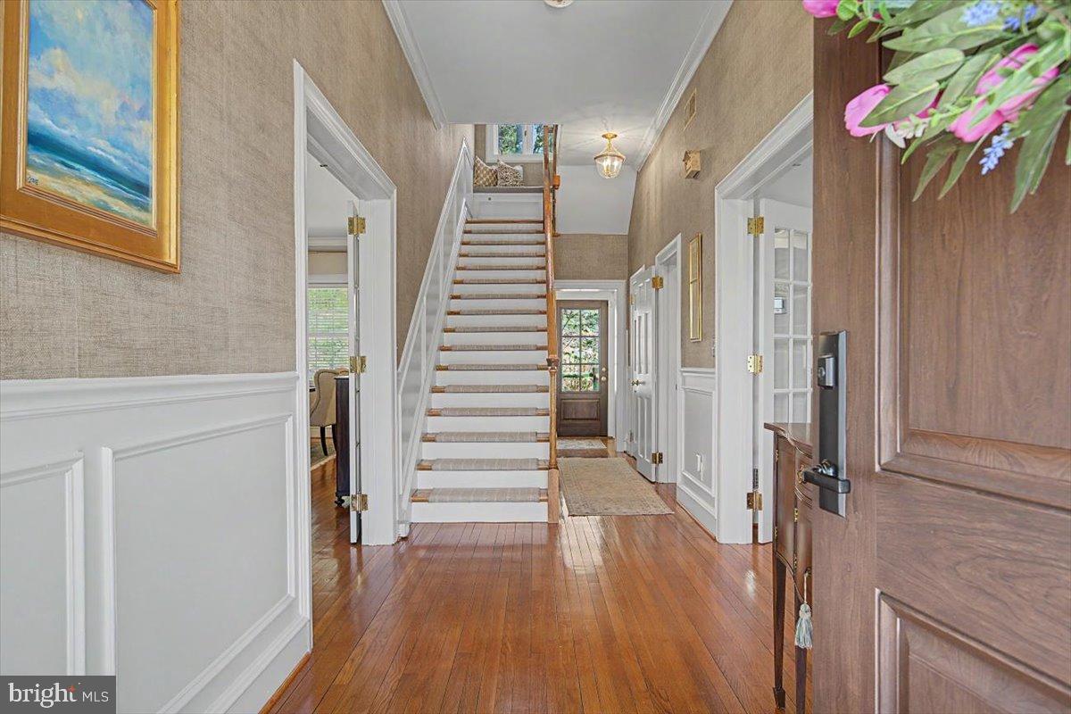 1626 Snuff Mill Road Hockessin, DE 19707 - Photo 6 of 65 Elegant foyer with three story staircase