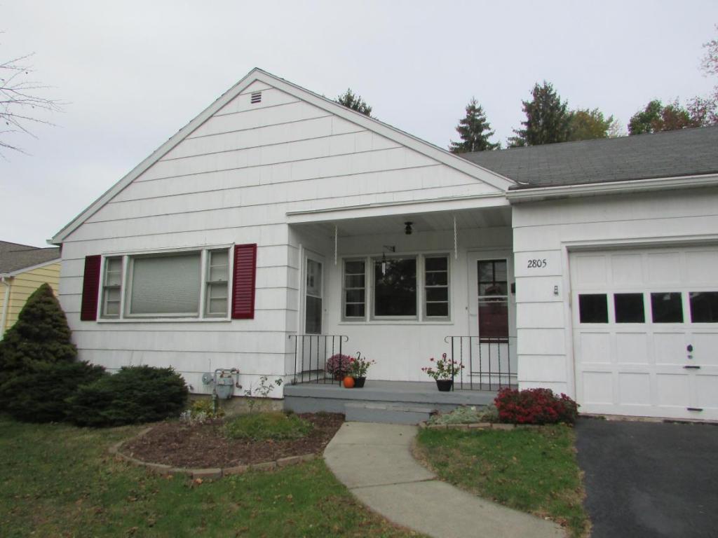 2805 Country Club Road Endwell, NY 13760 - Photo 1 of 19 Gallery Image 1