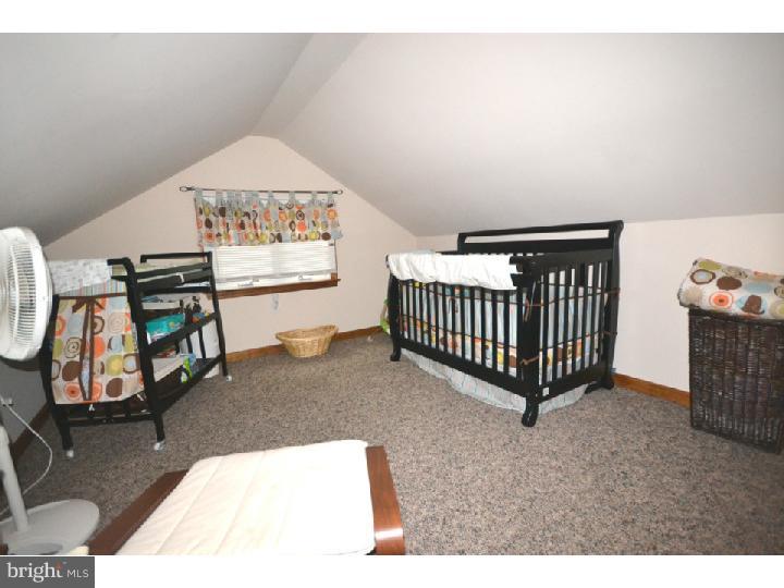 1713 Snyder Road Green Lane, PA 18054 - Photo 13 of 18 Gallery Image 13