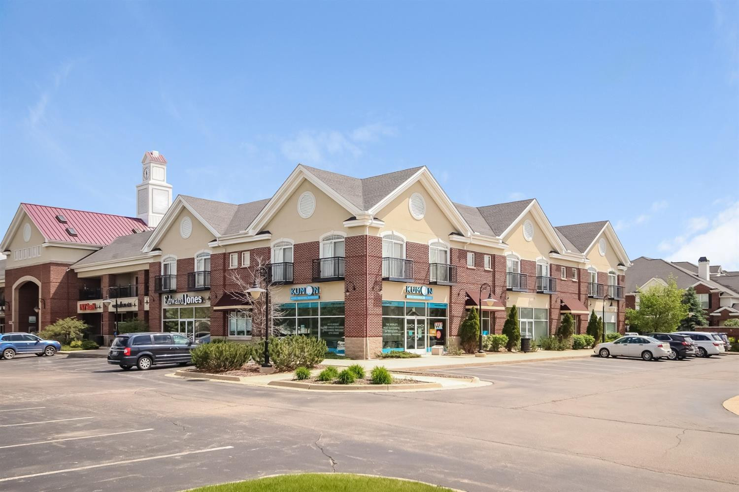 283 South Zeeb Road, Unit 216 Ann Arbor, MI 48103 - Photo 21 of 23 Substantial parking in Scio Town Center