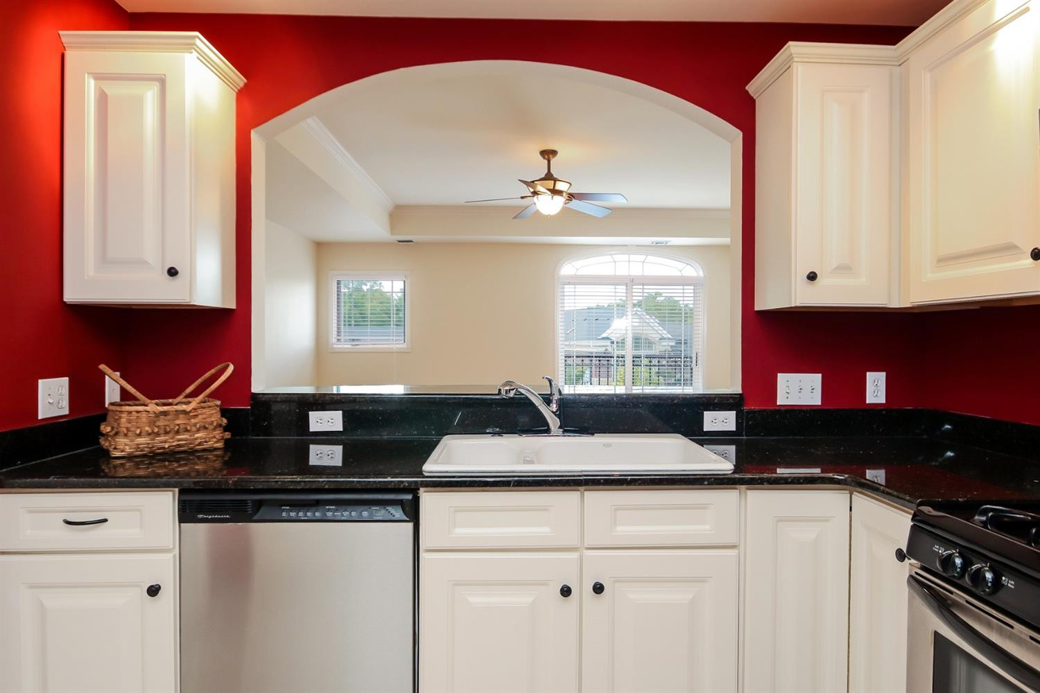 283 South Zeeb Road, Unit 216 Ann Arbor, MI 48103 - Photo 8 of 23 Photo 8