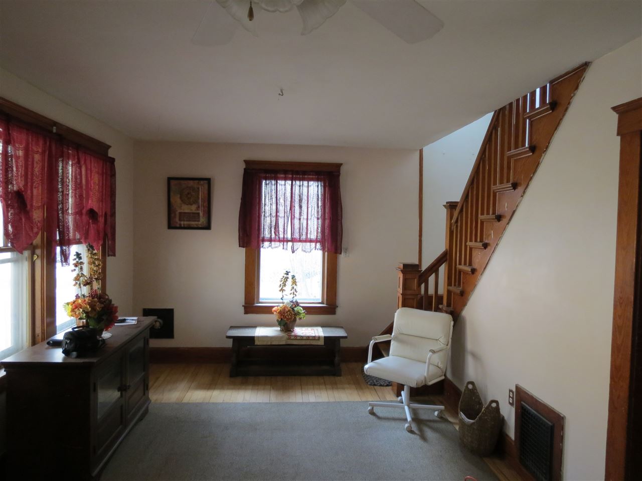 244 Chester Road Springfield, VT 05156 - Photo 8 of 34