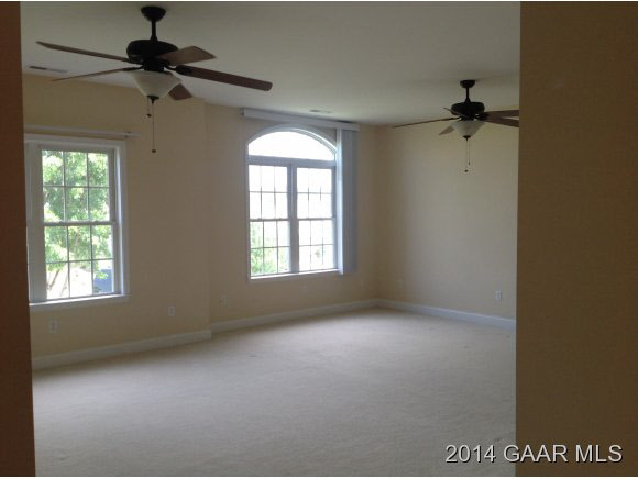 42 Oxford Road Fishersville, VA 22939 - Photo 7 of 30 Gallery Image 7