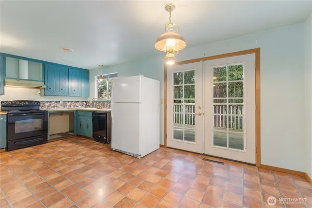 $450,000 | 2503 Natalie Lane, Steilacoom, WA 98388