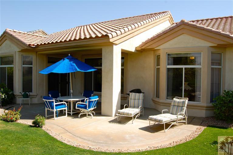 39495 Manorgate Road Palm Desert, CA 92211 - Photo 6 of 22 a view of a house with sitting area and furniture