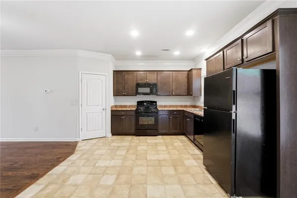 $1,800 | 331 Turtle Creek Drive, Winder, GA 30680