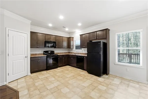 $1,800 | 331 Turtle Creek Drive, Winder, GA 30680