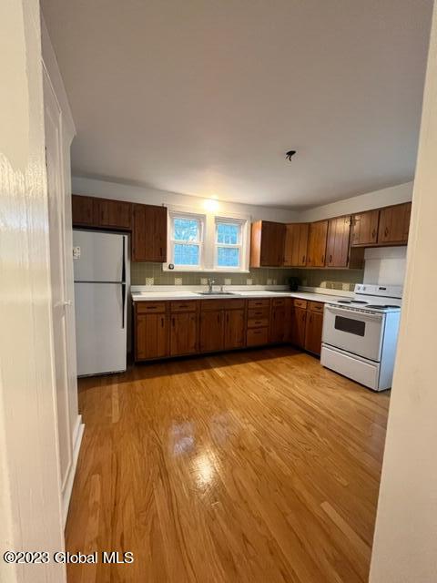 30 Hillcrest Road Latham, NY 12110 - Photo 24 of 44 IMG_2650