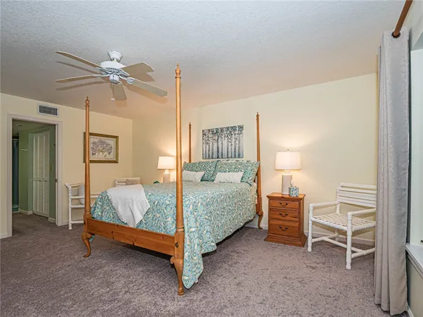 $4,000 | 1700 Ocean Drive, Unit 201, Vero Beach, FL 32963