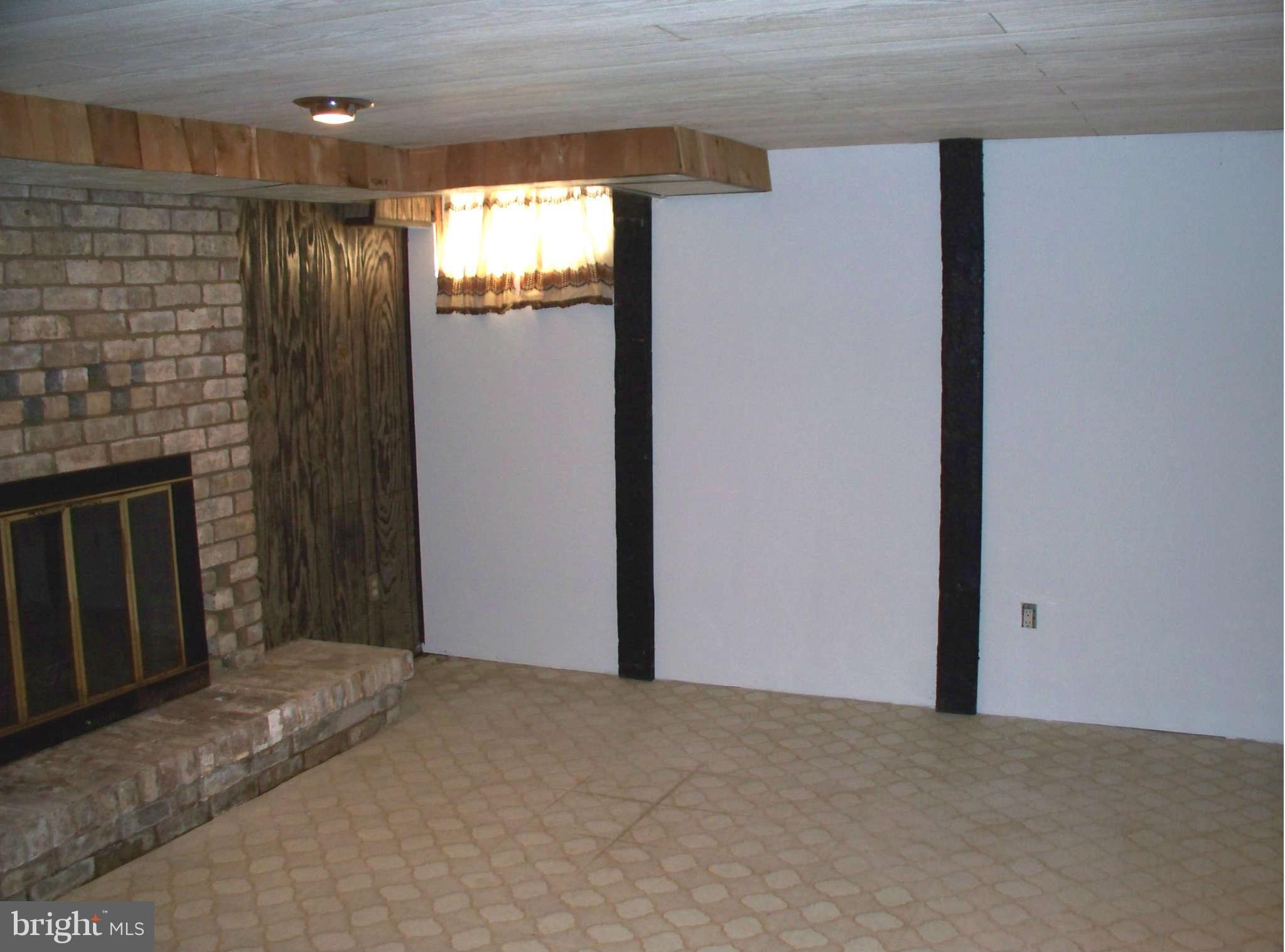 2213 Firethorn Road Middle River, MD 21220 - Photo 8 of 17 Rec Room