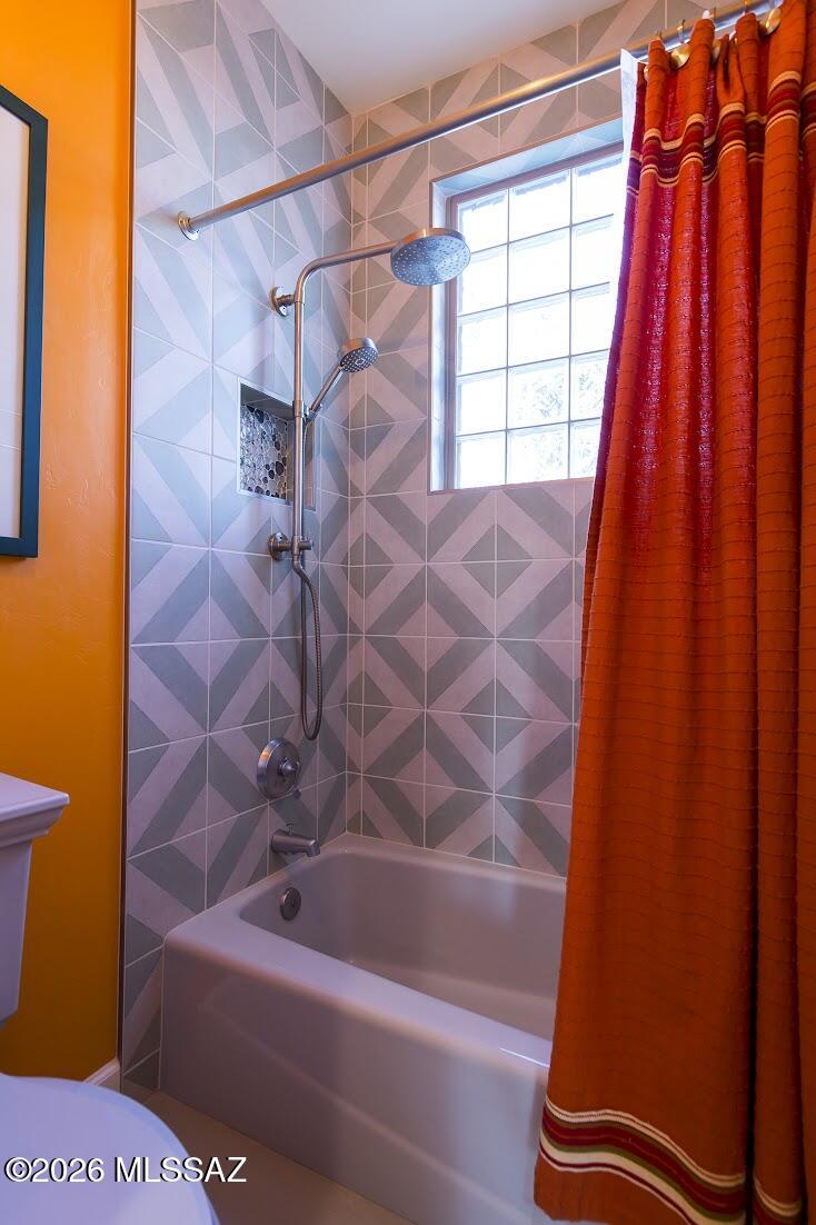 4811 North El Adobe Ranch Road Tucson, AZ 85745 - Photo 26 of 45 2ND BATHROOM