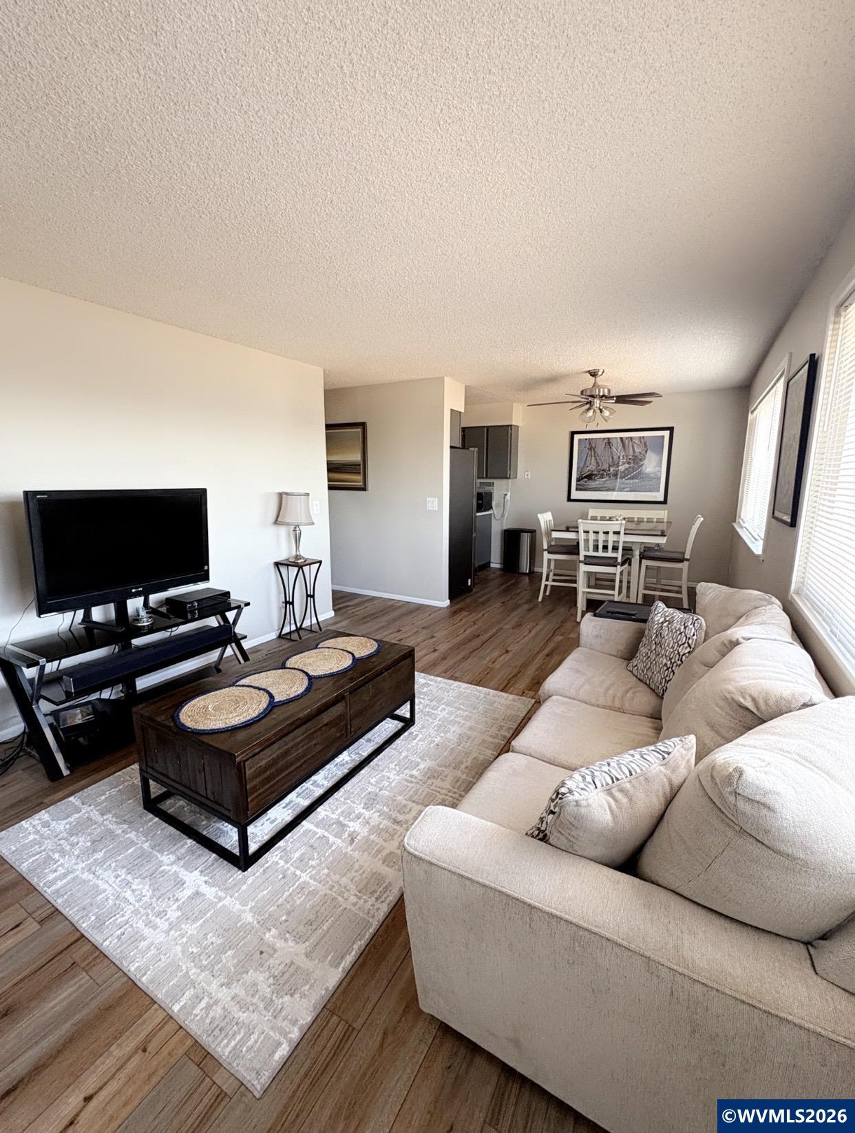 950 Evergreen Road, Unit 311 Woodburn, OR 97071 - Photo 4 of 15