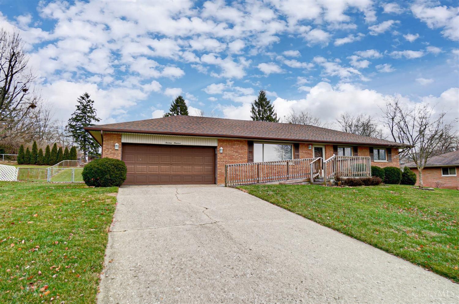 1400 Golf Street Riverside, OH 45432 - Photo 2 of 49
