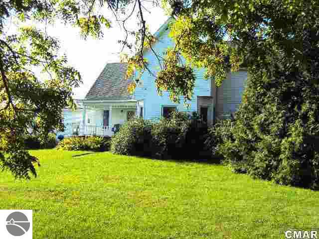 4612 North Ransom Road Breckenridge, MI 48615 - Photo 8 of 19 1771120-7.JPG