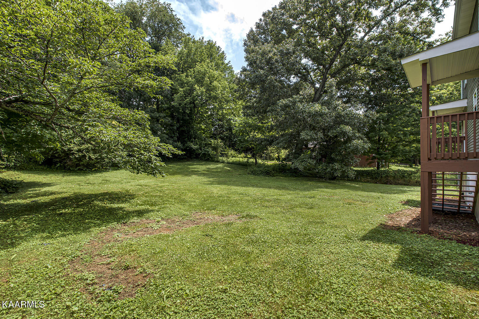 417 Oakcrest Road Knoxville, TN 37912 - Photo 46 of 46 46_OakcrestRoad_417_Backyard