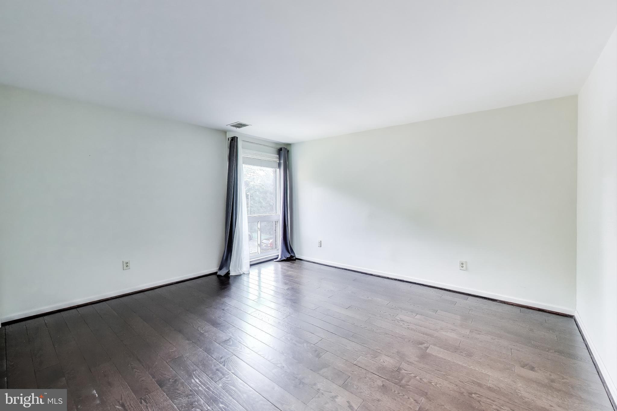 9820 Georgia Avenue, Unit 301 Silver Spring, MD 20902 - Photo 11 of 19