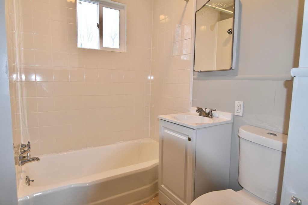 406 St James Avenue Springfield, MA 01109 - Photo 24 of 30 Gallery Image 24