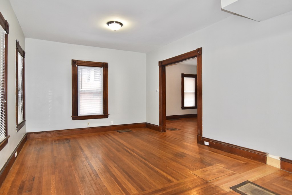 406 St James Avenue Springfield, MA 01109 - Photo 4 of 30 Gallery Image 4