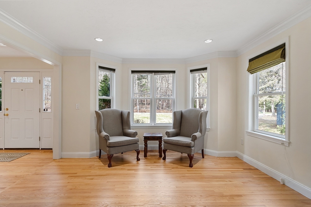 74 Patten Road Westford, MA 01886 - Photo 3 of 40 Gallery Image 3