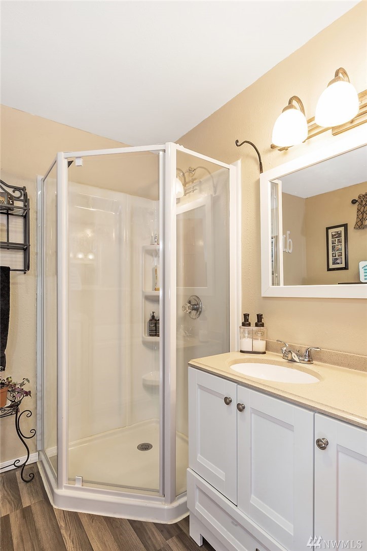 729 216th Street Southwest Bothell, WA 98021 - Photo 15 of 25
