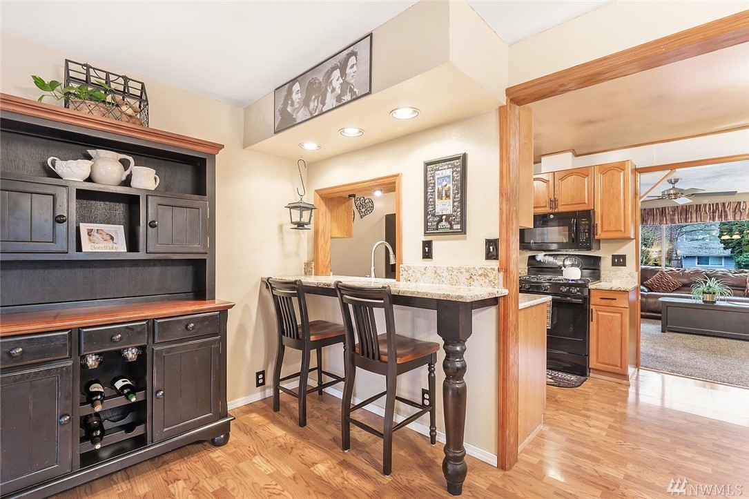 729 216th Street Southwest Bothell, WA 98021 - Photo 6 of 25