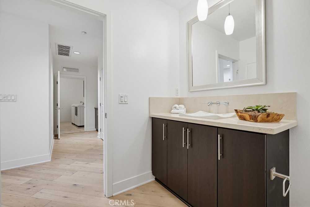 402 Rockefeller, Unit 406 Irvine, CA 92612 - Photo 43 of 75 Gallery Image 43