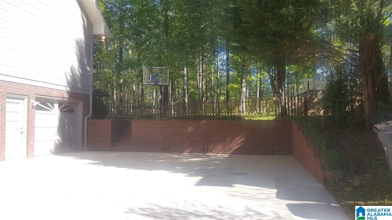112 Grande View Circle Alabaster, AL 35114 - Photo 2 of 29