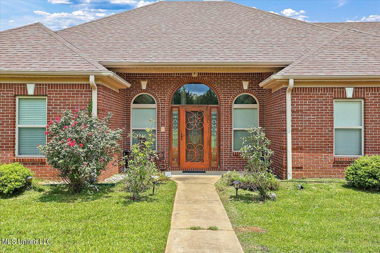 2780 Snake Creek Road Raymond, MS 39154 - Photo 1 of 35 05-2780 Snake Creek Rd