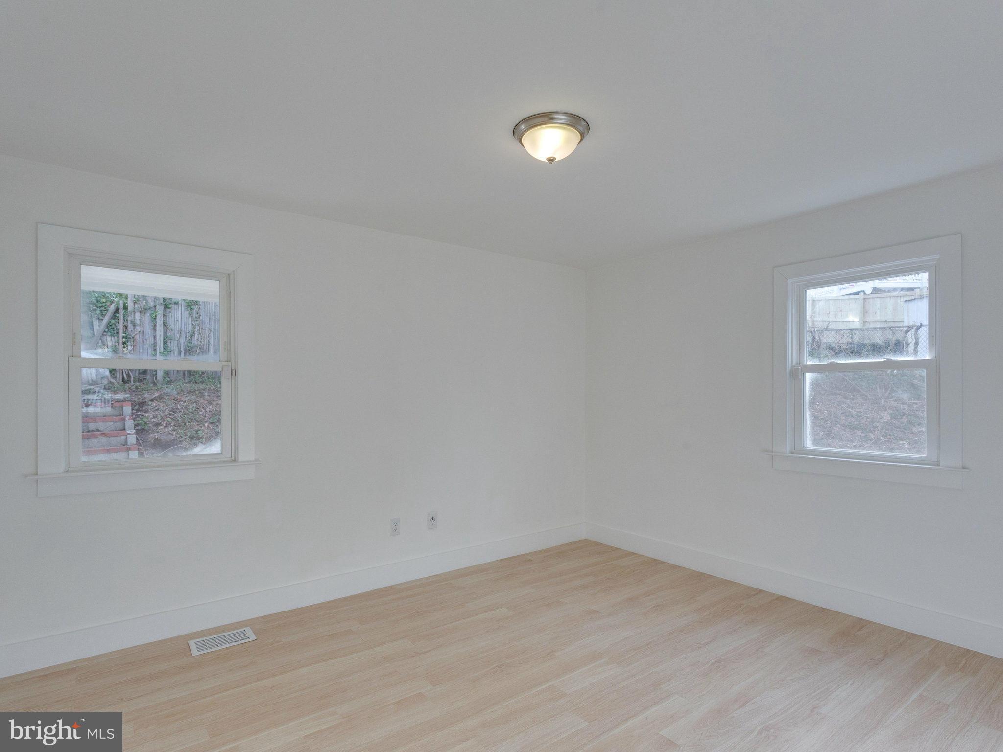 5611 Decatur Place Hyattsville, MD 20781 - Photo 15 of 24 Bedroom (Master)