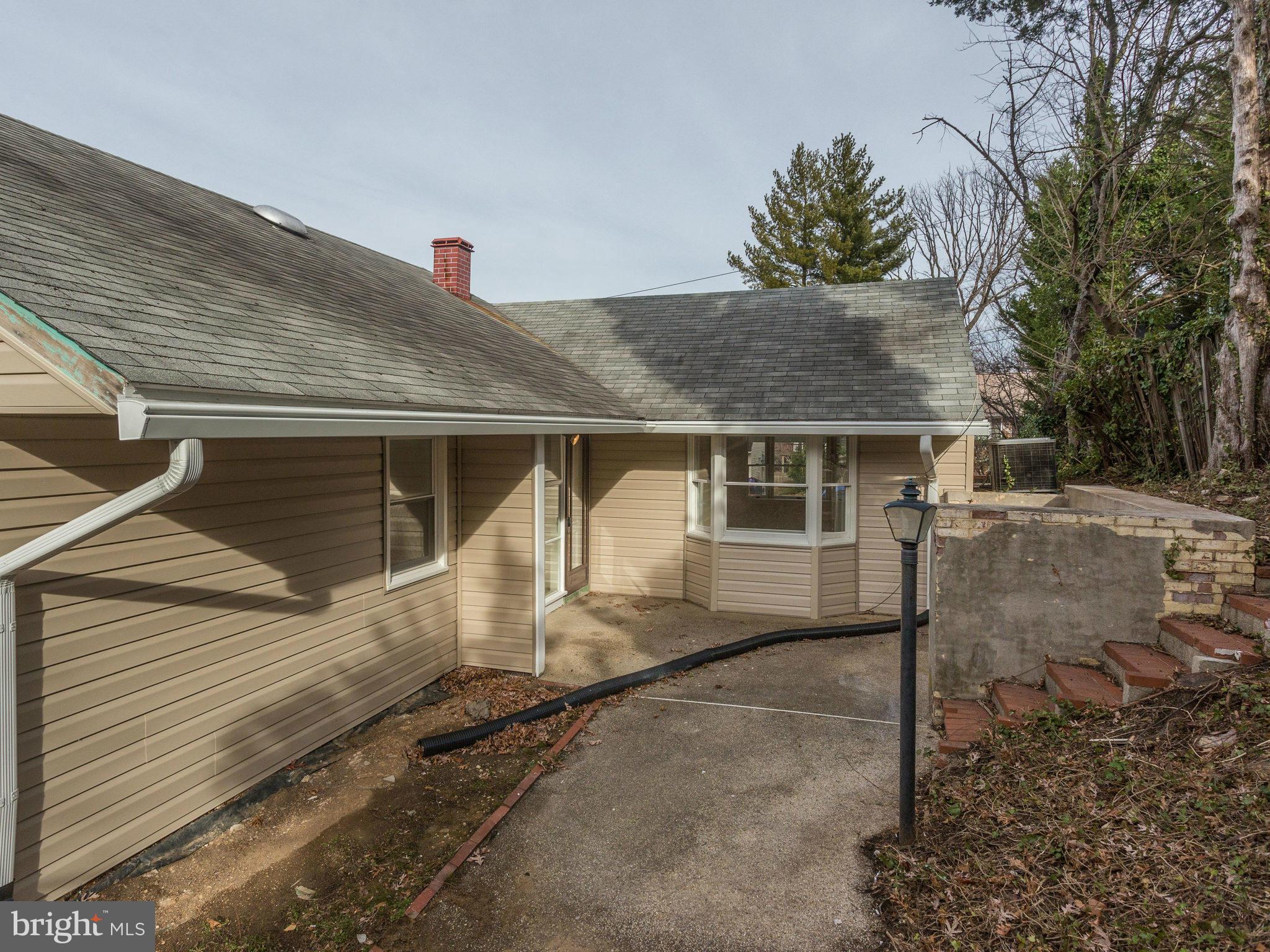 5611 Decatur Place Hyattsville, MD 20781 - Photo 22 of 24 Exterior (Rear)