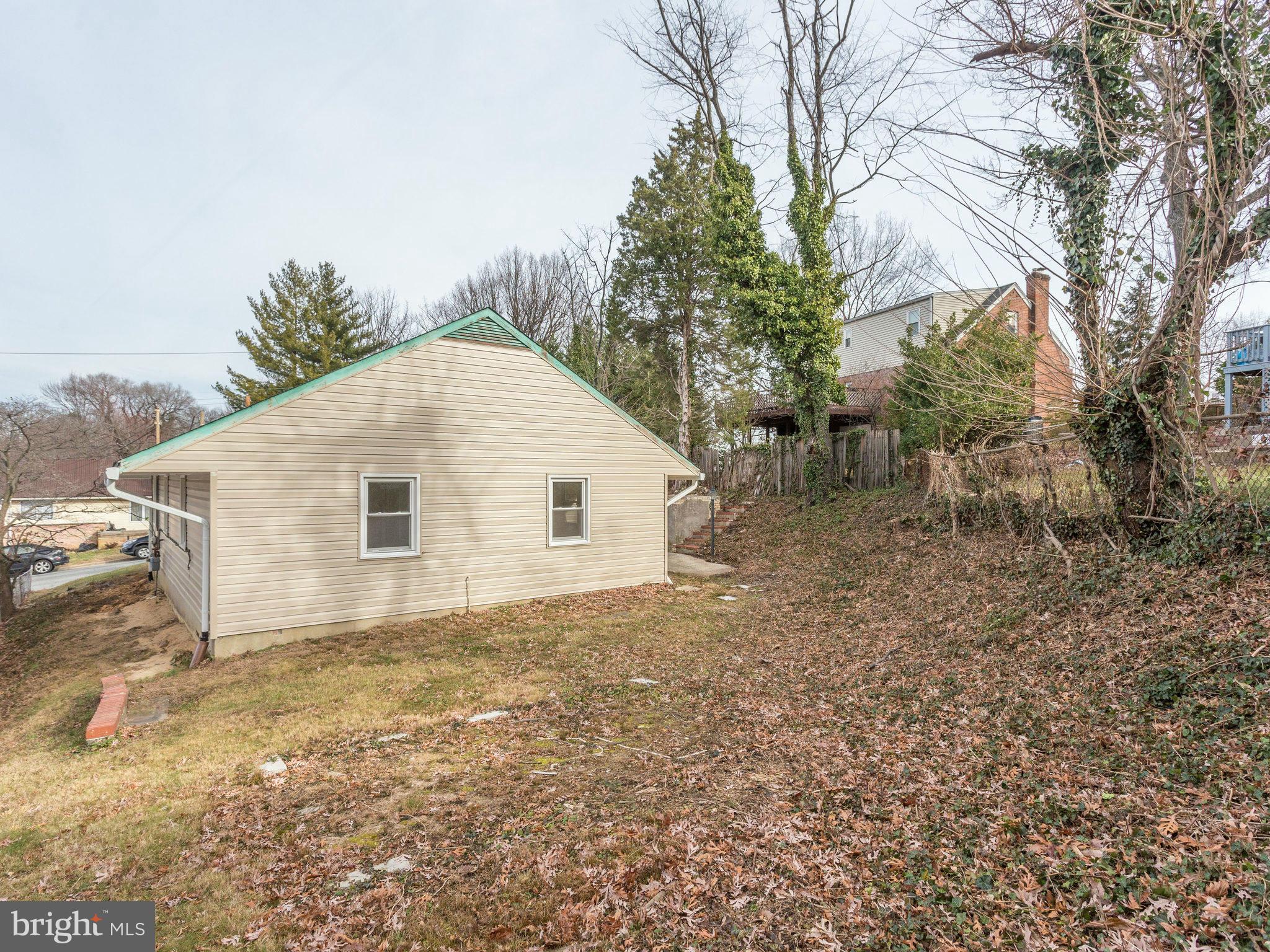 5611 Decatur Place Hyattsville, MD 20781 - Photo 24 of 24 Exterior (Rear)