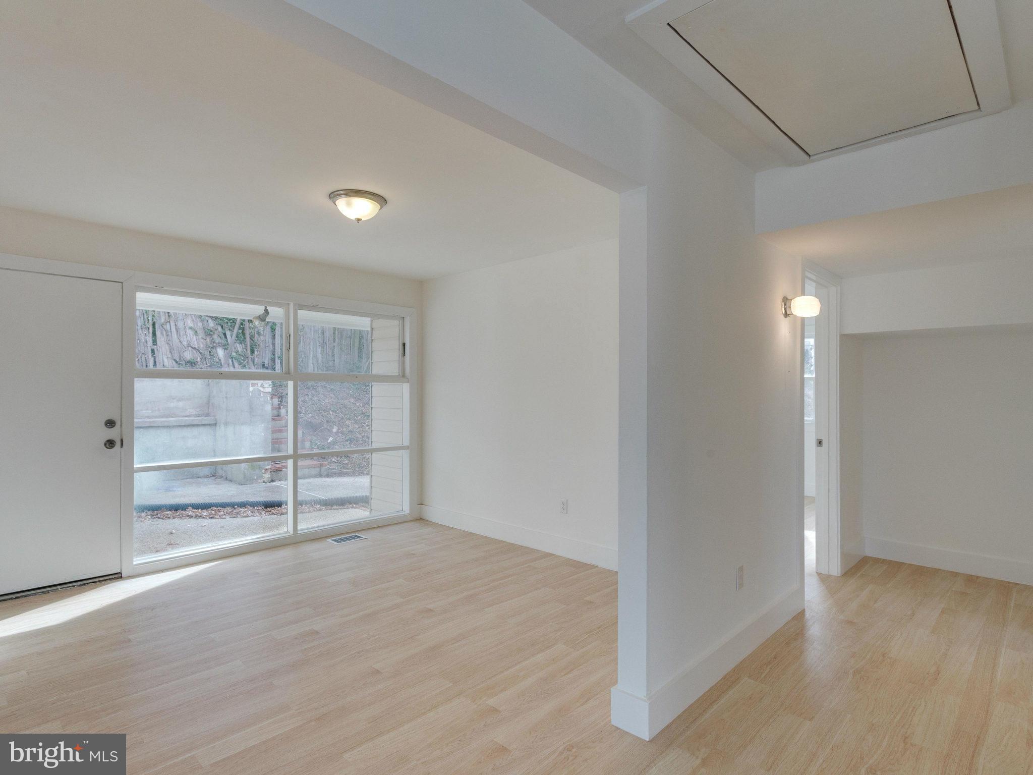 5611 Decatur Place Hyattsville, MD 20781 - Photo 7 of 24 Family Room