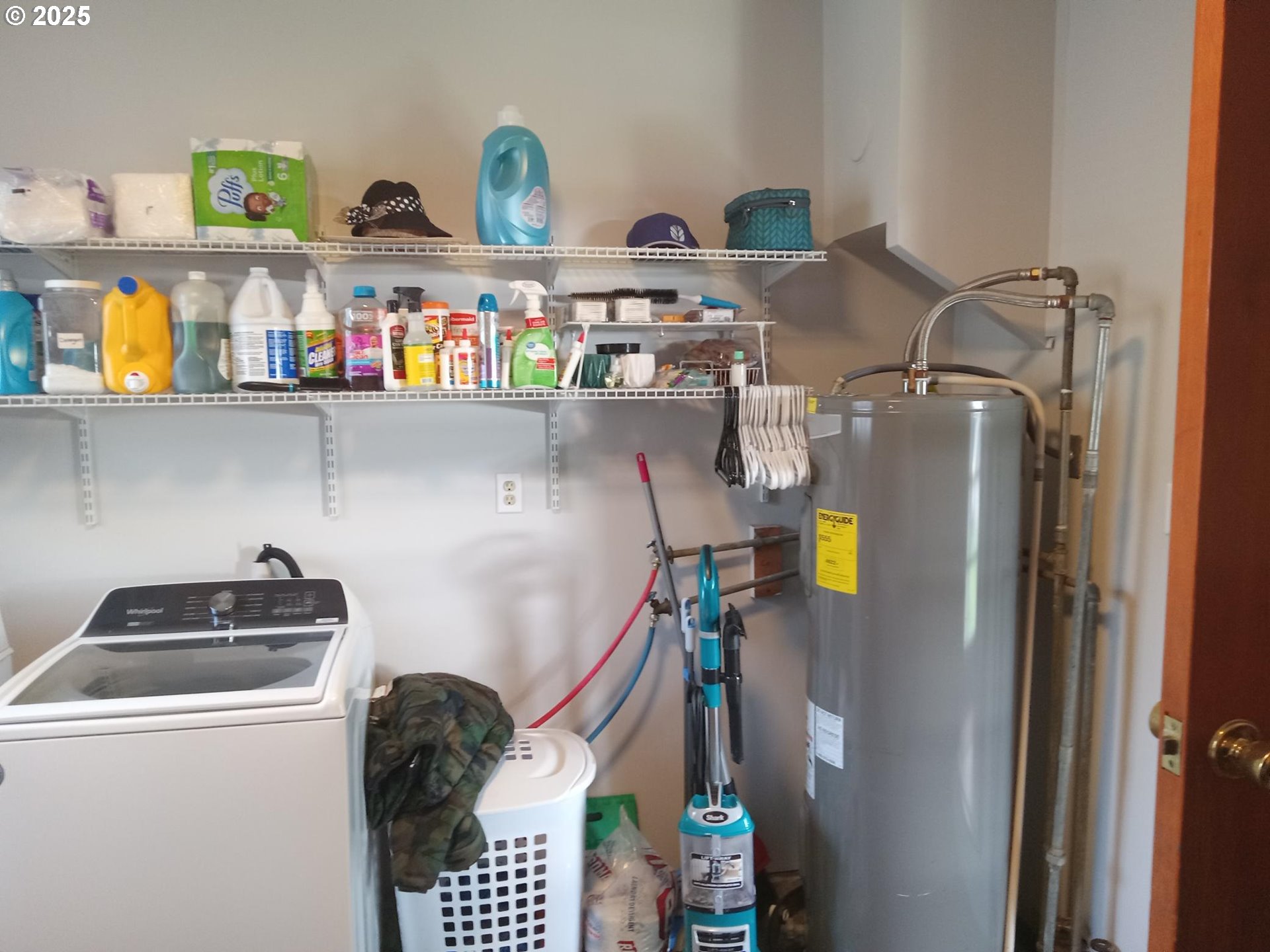 113 Walnut Street Bingen, WA 98605 - Photo 7 of 13