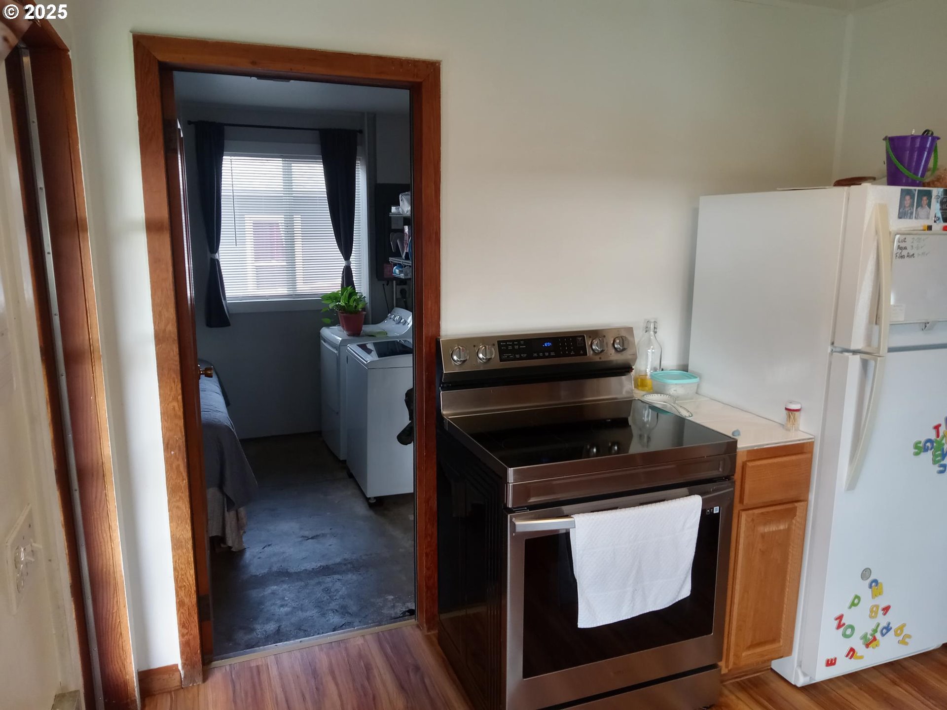 113 Walnut Street Bingen, WA 98605 - Photo 9 of 13