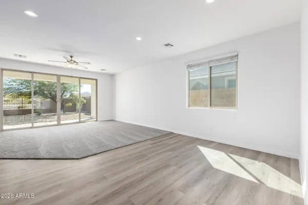 $440,000 | 7639 West Riverside Avenue, Phoenix, AZ 85043