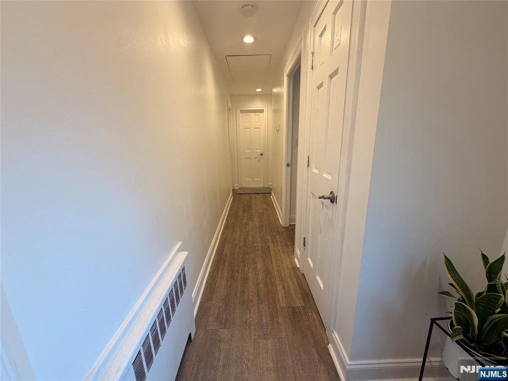 347 Forest Avenue Paramus, NJ 07652 - Photo 10 of 13