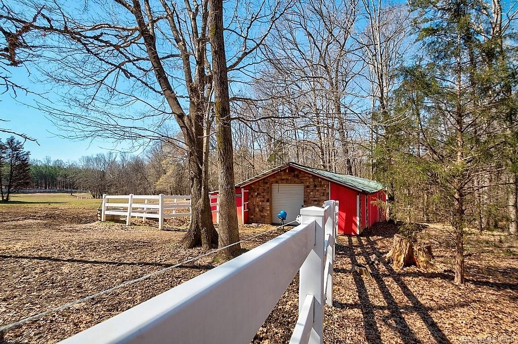 10663 Cool Springs Road Woodleaf, NC 27054 - Photo 8 of 36 Gallery Image 8