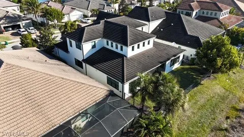 $1,250,000 | 9336 Glenforest Drive, Naples, FL 34120