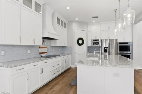 $1,250,000 | 9336 Glenforest Drive, Naples, FL 34120